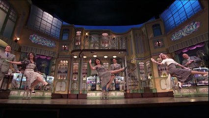 She Loves Me Bande-annonce (EN)