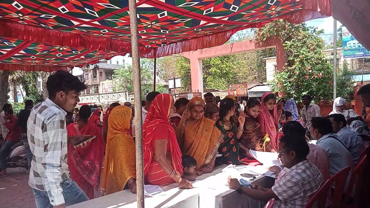 कहीं सर्वर डाउन होने तो कहीं ई-केवायसी की गड़बड़ी सेे लाड़ली बहनाओं को परेशानी, अब तक 54 हजार फार्म भरे