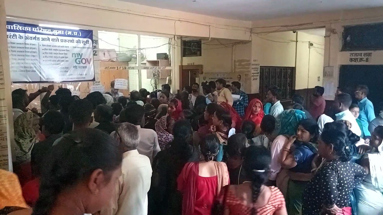 कहीं सर्वर डाउन होने तो कहीं ई-केवायसी की गड़बड़ी सेे लाड़ली बहनाओं को परेशानी, अब तक 54 हजार फार्म भरे