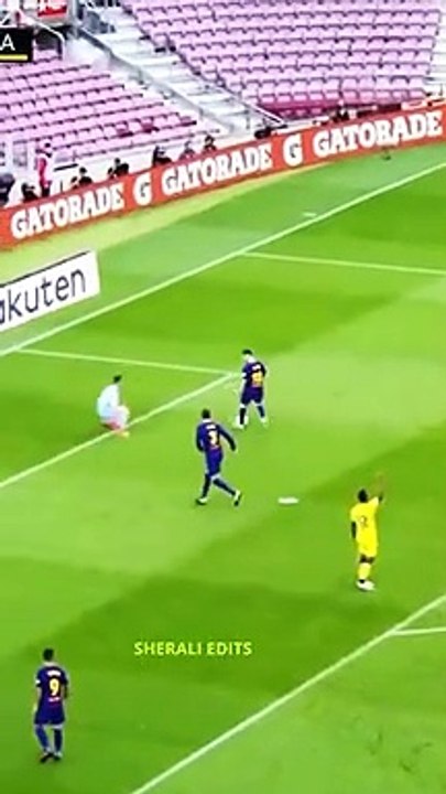 MESSI is OP -- _Messi _Skills