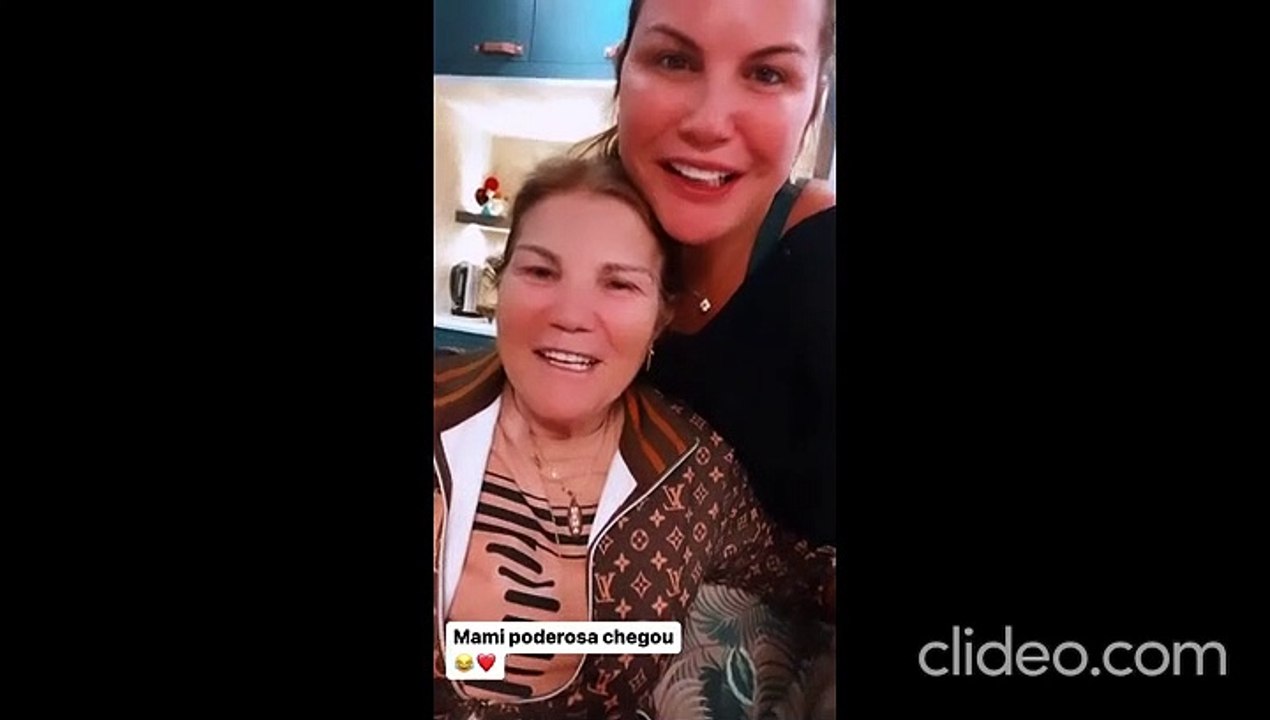 Emoção! Kátia Aveiro recebe a visita (tão desejada) da mãe, Dolores Aveiro: "A minha velhinha chegou..."