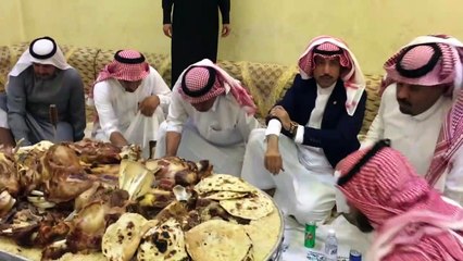 Makkah Ramzan iftar 2023 الشاعر عبدالله العلاوه وربعه في ضيافة الشيخ عويض بن احمد الصقيري شيخ قبيلة الحنش
