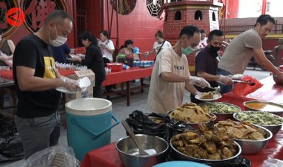 Cermin keberagaman, buka puasa bersama di Vihara Dharma Bhakti