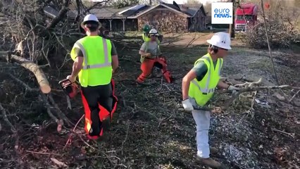 In otto Stati degli Usa si contano i danni dei tornado