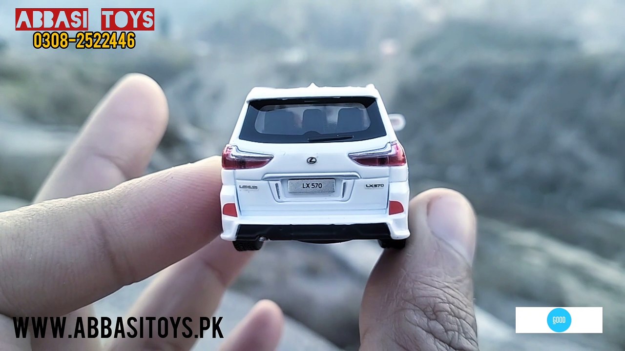 1:64 Scale  Toyota Lexus LX570 Diecast model car