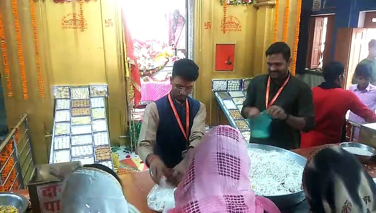किशनग?बास. श्याम मन्दिर में दर्शनों को उमड़े श्रद्धालु।