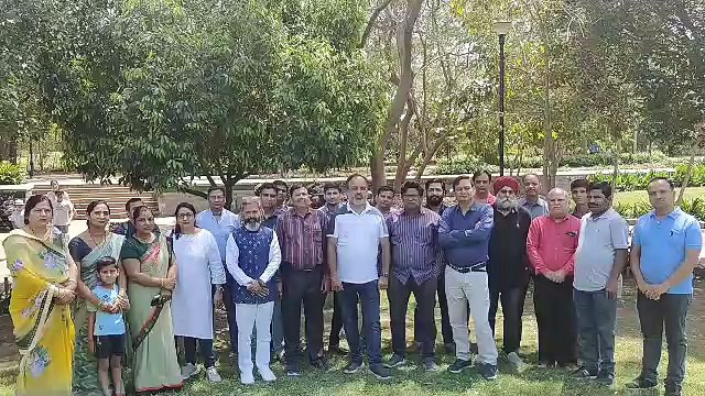 निजी स्कूलों की मनमानी के खिलाफ सडक़ों पर उतरेंगे अभिभावक