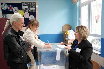 Bilecik'te çifte vatandaşlar Bulgaristan genel seçimleri için sandığa gitti