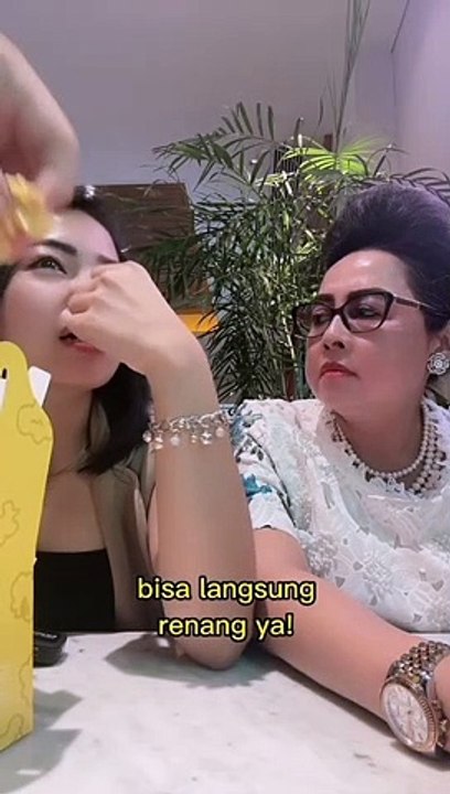 Semuanya duit dan Emas hahaha