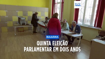 Búlgaros tentam estabilidade política na quinta eleição em dois anos