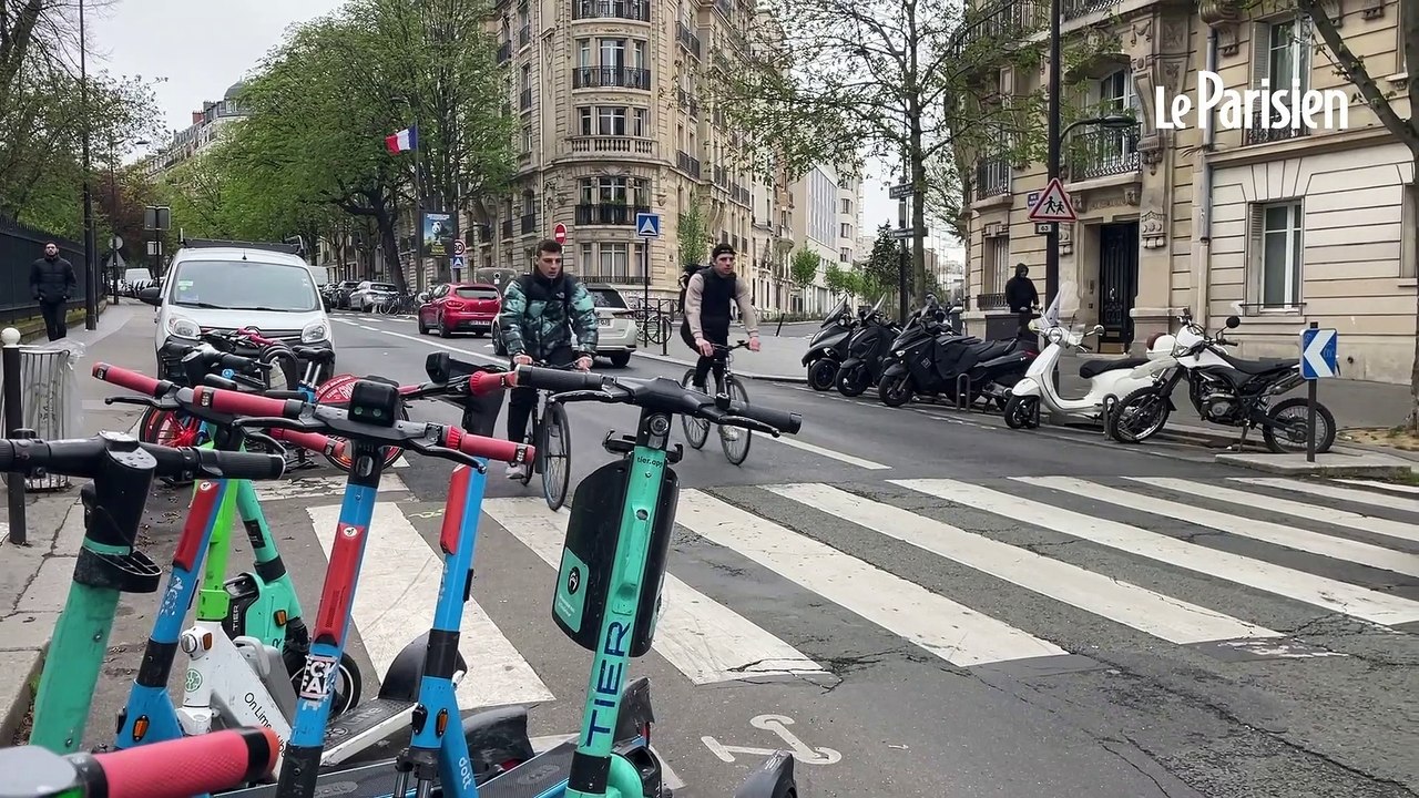 "Au moins, ça c'est la démocratie" : Paris vote sur l'interdiction des trottinettes