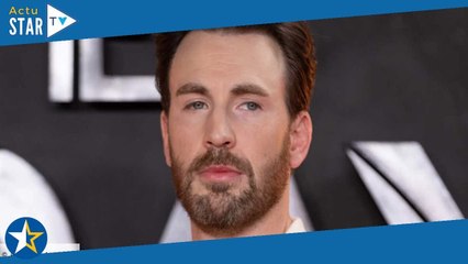 Chris Evans (À couteaux tirés) : qui est sa compagne Alba Baptista ?
