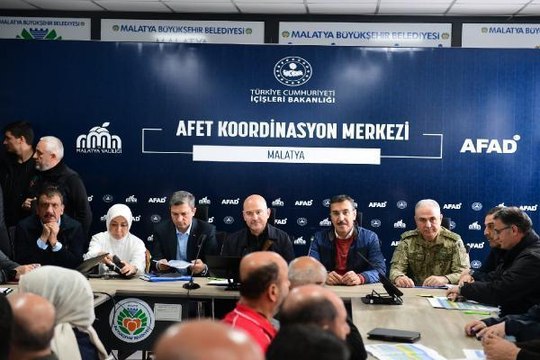 BAKAN SOYLU, MALATYA'DA DEĞERLENDİRME TOPLANTISINA KATILDI