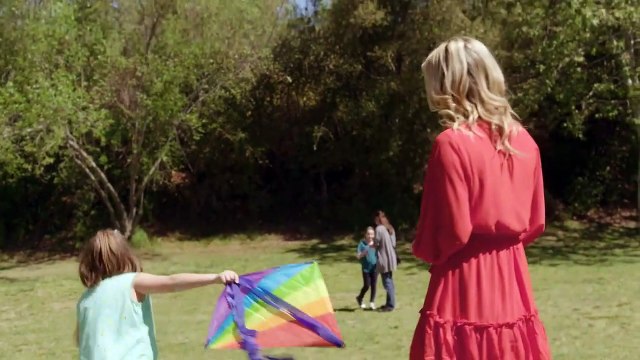 Nos vies volées Bande-annonce (EN)