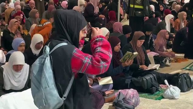 Masjid Al-Aqsa compound for first Friday prayers of Ramadan