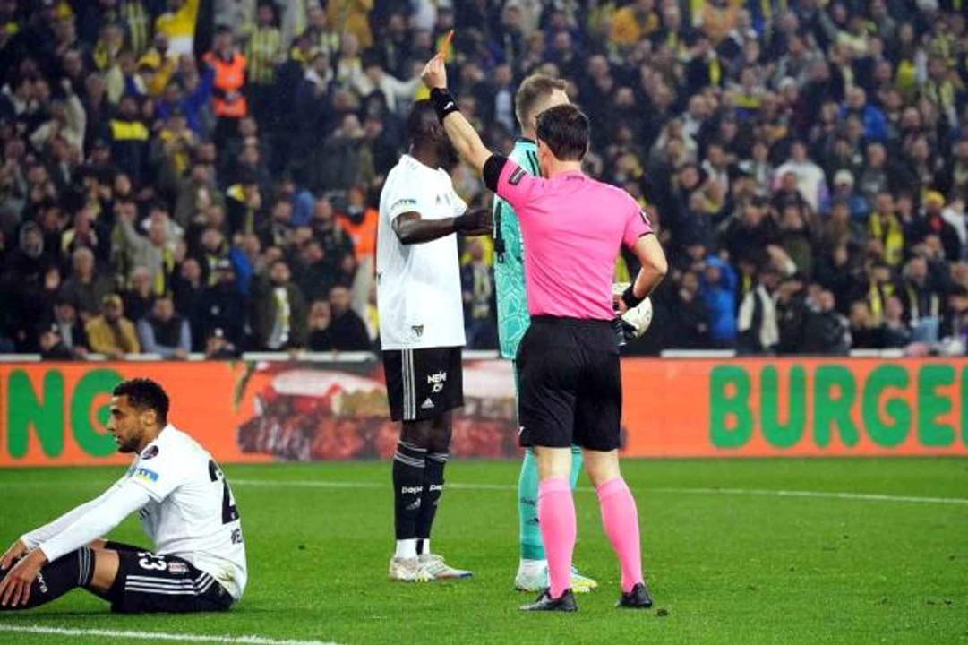 Spor Toto Süper Lig: Fenerbahçe: 2 - Beşiktaş: 4 (Maç sonucu)