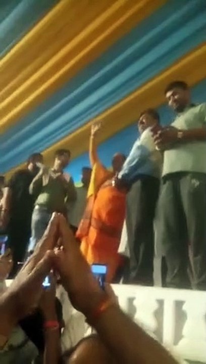 Devotees and Pandit Mishra arrived two days in advance for Shiv Mahapuran Katha