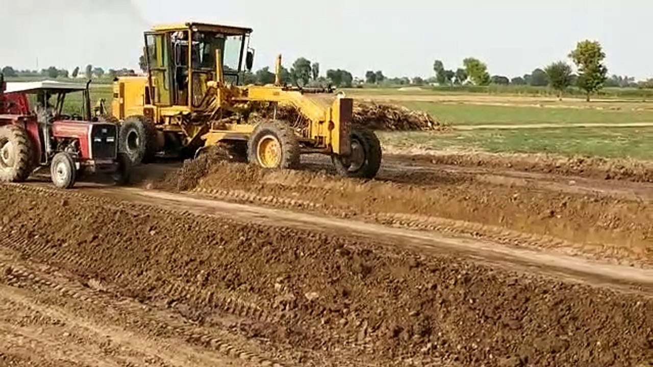 Grador 140 g road working