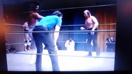 dutch mantel & jerry lawler vs dirty white boy a