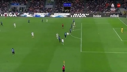 İtalyan futbolcudan alkışlanan hareket! Sakatlık geçirmiş gibi yapıp...