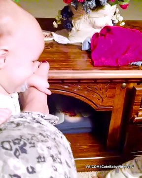 Cute Twins Babies Fighting - Funny babies videos