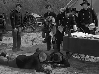 The Three Stooges (1935) - S02E04 - Uncivil Warriors