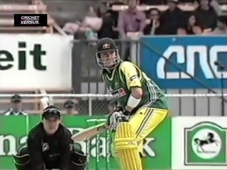 NZ VS AUS : Michael Clarke Brilliant Knock  : Michael Clarke Batting Highlights