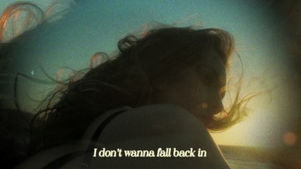 Ashley Kutcher - I Can't Swim