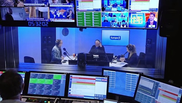 Emmanuel Macron en Chine : une visite économique sur fond de guerre en Ukraine