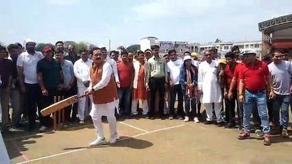 आर आई की धुआंधार बल्लेबाजी ने दिलाई जीत, 91 रन बनाए