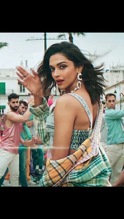 "Unveiling the Magic of Deepika and Shahrukh Khan's Chemistry in the Upcoming Pathan Movie: