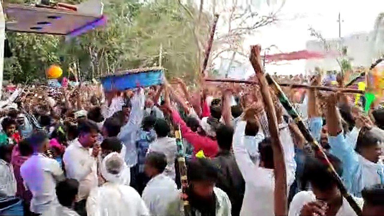 कदमखुंडी के मेले में उमड़े श्रद्धालु , गूंजे जयकारे