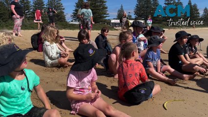 Hermidale school students on Tathra Beach, 2-3-23, Bega District News