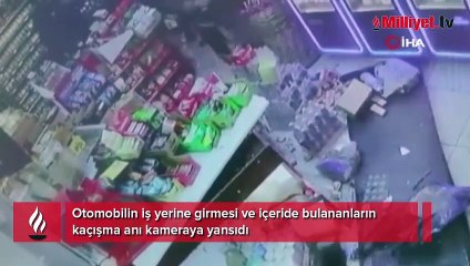 Otomobil iş yerine çarptı, o anlar kameraya yansıdı