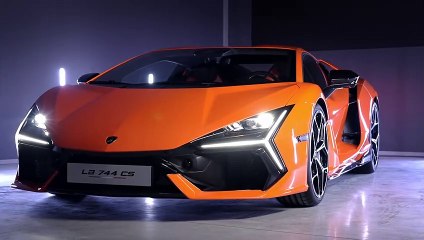 Lamborghini Revuelto