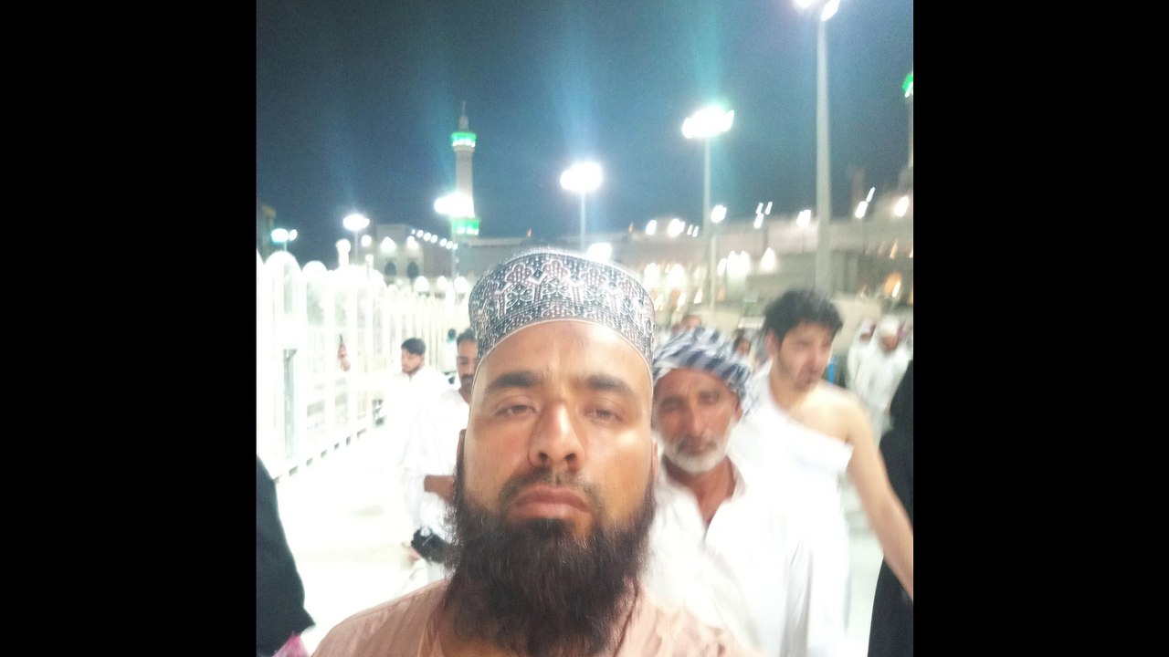 Kabay Kay Dar Kay Samnay Mangi hay Yeh Dua Faqat