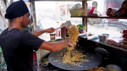 17 Years Old Speedy Singh ka AK 47 Burger _ Rs 25 _ Street Food India