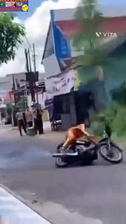 Road Accident lives and funny