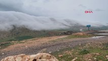Şırnak'ta sis bulutları Cudi dağı'nı kapladı