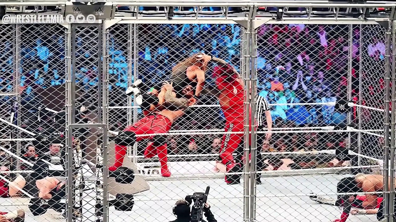 10 WWE PPVs That Were Legit Cursed