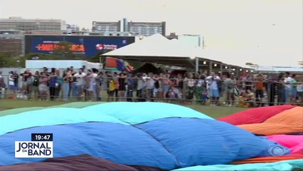 Esplanada colorida: Brasília recebe circuito de balonismo 03/04/2023 09:02:38