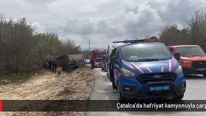 Çatalca'da hafriyat kamyonuyla çarpışan otomobilin sürücüsü öldü