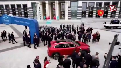 Cumhurbaşkanı Erdoğan teslim aldığı Togg'u kullandı