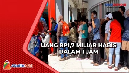 Download Video: Jelang Lebaran, Warga Antusias Tukar Pecahan Uang Baru di Ponorogo