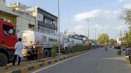 Long hall goods train stopped for two hours at Khimlasa Gate due to lack of signal