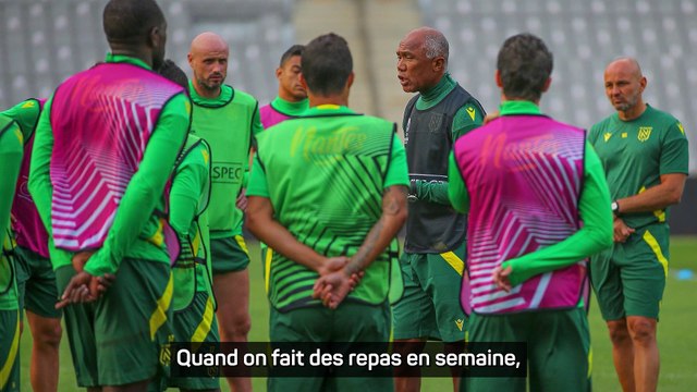 Kombouaré : “Quand tu ne manges pas avec moi, tu n’es pas dans le groupe”