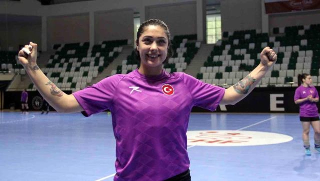 A Milli Kadın Hentbol Takımı, Dünya Şampiyonası'nın biletini Giresun'da almak istiyor