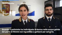 Rimini, poliziotto eroe salva una donna nel porto
