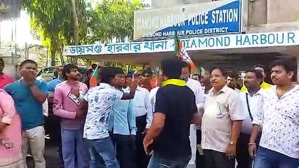 हिंसा को लेकर भाजपा मुखर, थानों के सामने प्रदर्शन