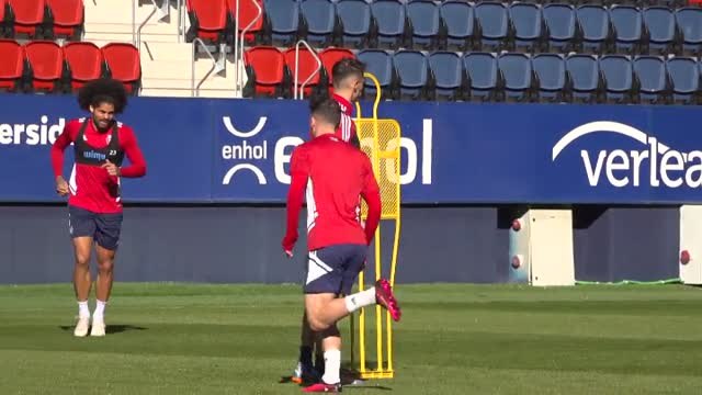 Arrasate convoca a 23 jugadores, con las novedades del Chimy Avila y Rubén Peña